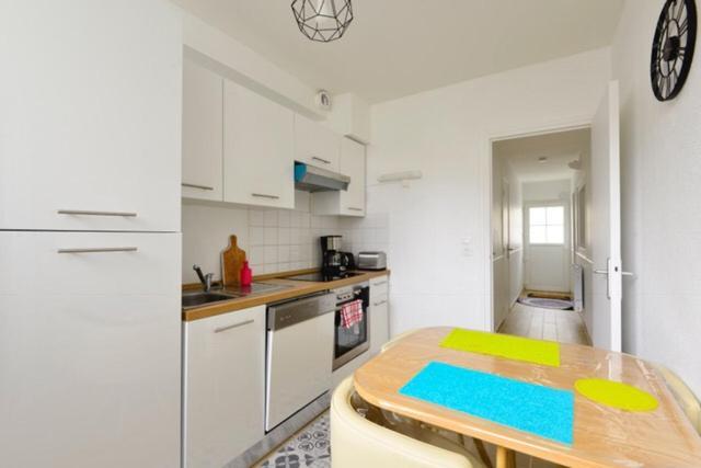 T2 50 M2,Entierement, Centre, Calme Διαμέρισμα Λοριάν Εξωτερικό φωτογραφία